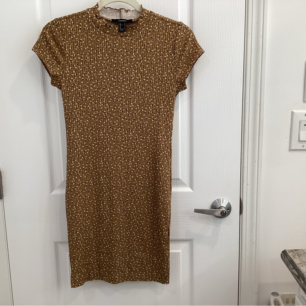 Forever 21 Brown Midi Dress - Picture 2 of 7